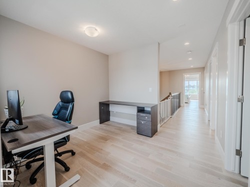 9756 222 Street, Edmonton, AB - Indoor Photo Showing Office