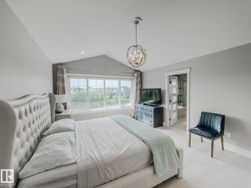 9756 222 Street, Edmonton, AB - Indoor Photo Showing Bedroom