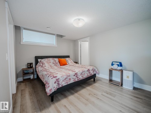 9756 222 Street, Edmonton, AB - Indoor Photo Showing Bedroom