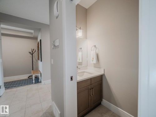 9756 222 Street, Edmonton, AB - Indoor Photo Showing Bathroom