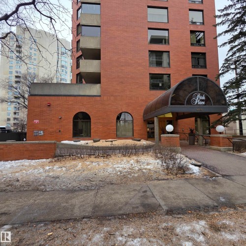 View of apartment building / complex - 2C 10050 118 Street, Edmonton, AB - Outdoor