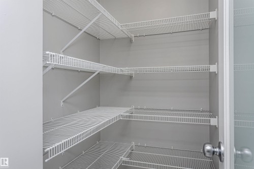 291 Edgemont Road, Edmonton, AB - Indoor With Storage
