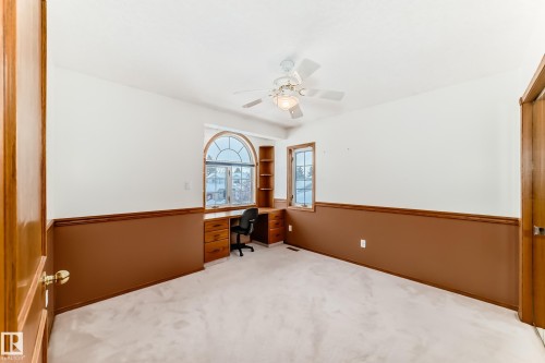 1720 Bearspaw Drive E, Edmonton, AB - Indoor Photo Showing Other Room
