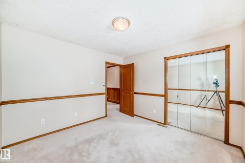 1720 Bearspaw Drive E, Edmonton, AB - Indoor Photo Showing Other Room