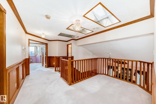 1720 Bearspaw Drive E, Edmonton, AB - Indoor Photo Showing Other Room