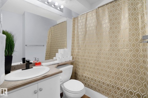 Bathroom with vanity and toilet - 502 7511 171 Street Nw, Edmonton, AB - Indoor Photo Showing Bathroom