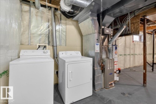 40 Birchglen Crescent, Leduc, AB - Indoor Photo Showing Laundry Room