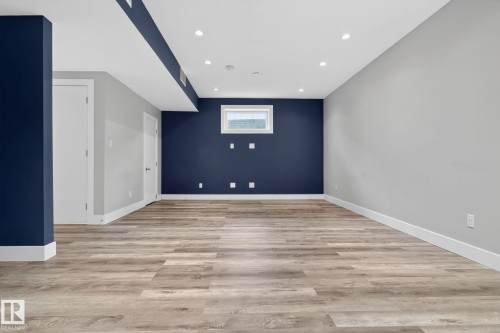 3964 Claxton Loop, Edmonton, AB - Indoor Photo Showing Other Room