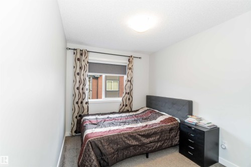 3 3305 Orchards Link Sw, Edmonton, AB - Indoor Photo Showing Bedroom