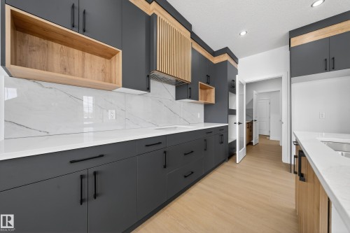 437 Crystal Creek Link, Leduc, AB - Indoor Photo Showing Kitchen