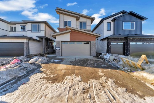 View of front of home with driveway and an attached garage - 38 Grayson Green, Stony Plain, AB - Outdoor With Facade