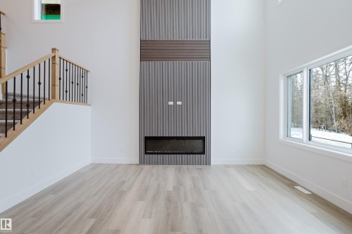 4 Meadowgrove Landing, Spruce Grove, AB - Indoor Photo Showing Other Room
