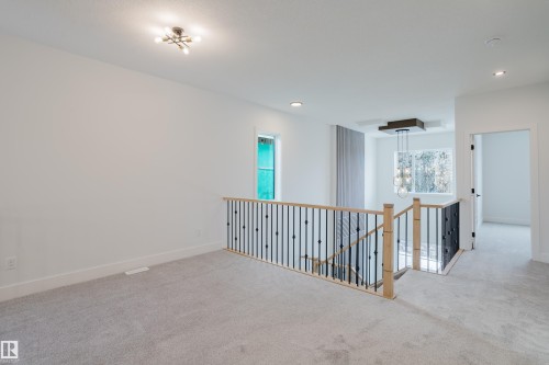 4 Meadowgrove Landing, Spruce Grove, AB - Indoor Photo Showing Other Room