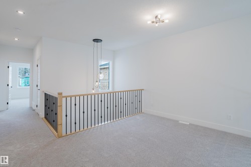 4 Meadowgrove Landing, Spruce Grove, AB - Indoor Photo Showing Other Room