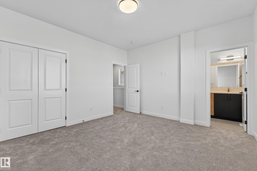 120 Pierwyck Loop, Spruce Grove, AB - Indoor Photo Showing Other Room