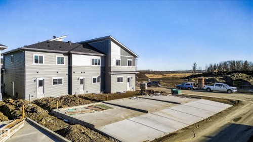 120 Pierwyck Loop, Spruce Grove, AB - Outdoor