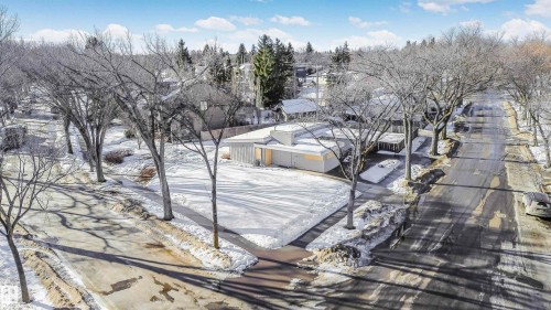 9788 146 Street, Edmonton, AB 