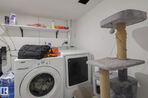 10103 172 Avenue, Edmonton, AB - Indoor Photo Showing Laundry Room