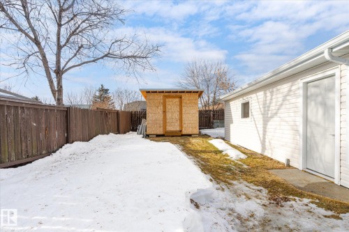 1720 35 Street, Edmonton, AB - Outdoor