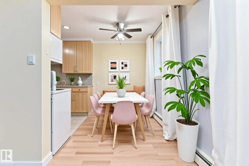 102 9925 83 Avenue, Edmonton, AB - Indoor Photo Showing Other Room