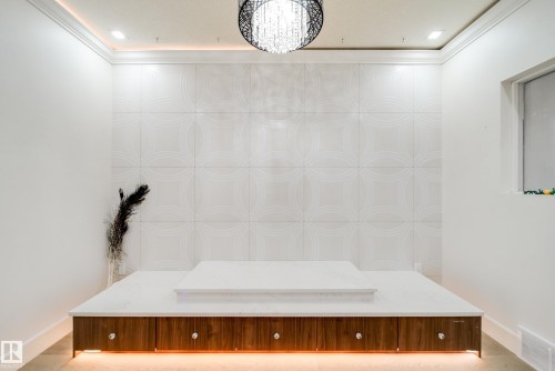 4416 Suzanna Crescent, Edmonton, AB - Indoor