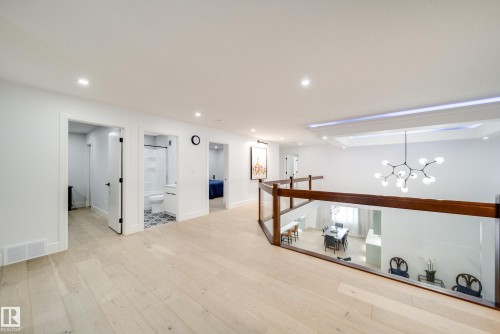 4416 Suzanna Crescent, Edmonton, AB - Indoor Photo Showing Other Room