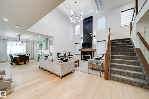 4416 Suzanna Crescent, Edmonton, AB - Indoor