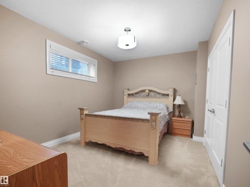 3509 West Place, Edmonton, AB - Indoor Photo Showing Bedroom