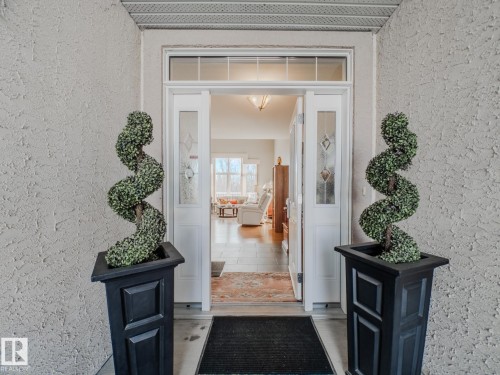 15 18343 Lessard Road, Edmonton, AB - Indoor Photo Showing Other Room