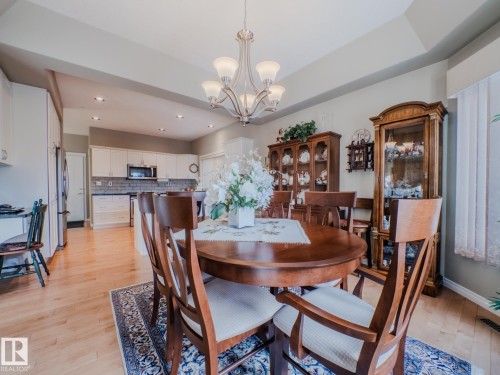 15 18343 Lessard Road, Edmonton, AB - Indoor Photo Showing Dining Room