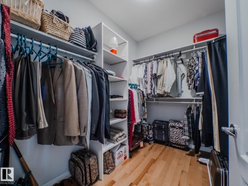 15 18343 Lessard Road, Edmonton, AB - Indoor With Storage