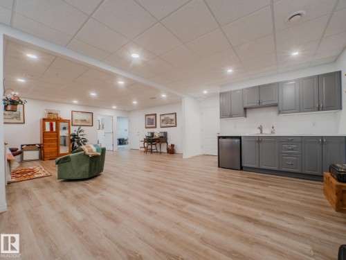 15 18343 Lessard Road, Edmonton, AB - Indoor