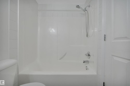 408 10118 95 Street, Edmonton, AB - Indoor Photo Showing Bathroom