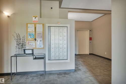 408 10118 95 Street, Edmonton, AB - Indoor Photo Showing Other Room