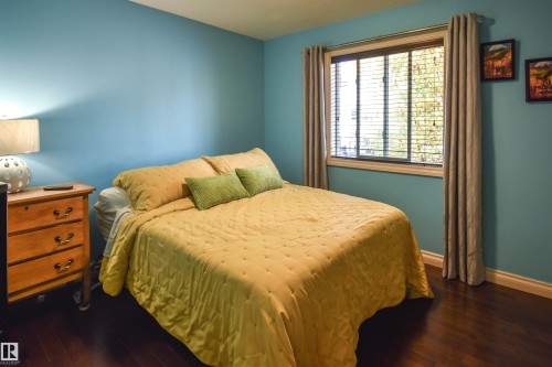 62 Linkside Boulevard, Spruce Grove, AB - Indoor Photo Showing Bedroom