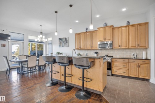 99 Shores Drive, Leduc, AB - Indoor Photo Showing Kitchen