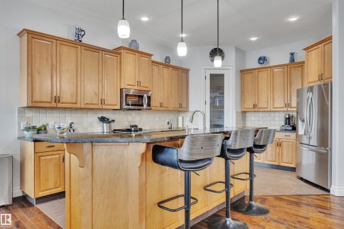 99 Shores Drive, Leduc, AB - Indoor Photo Showing Kitchen