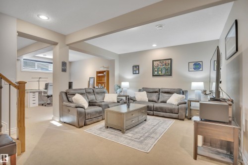 99 Shores Drive, Leduc, AB - Indoor Photo Showing Living Room