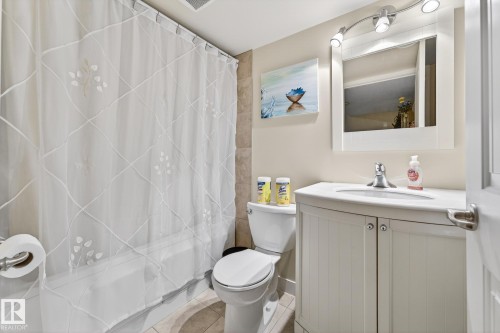 58 7293 South Terwillegar Drive, Edmonton, AB - Indoor Photo Showing Bathroom