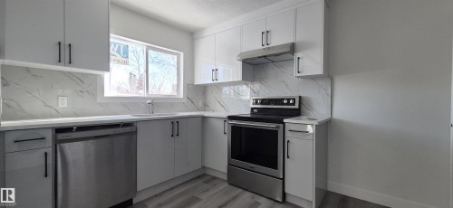 12746 116 Street, Edmonton, AB - Indoor Photo Showing Kitchen
