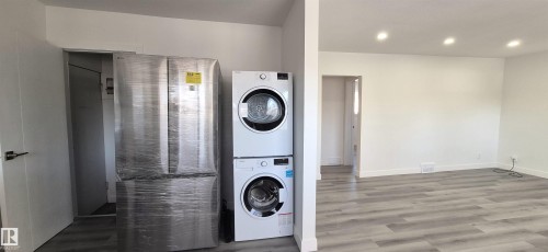 12746 116 Street, Edmonton, AB - Indoor Photo Showing Laundry Room