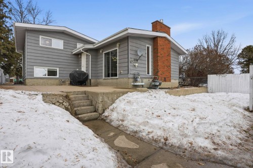 10703 31 Street, Edmonton, AB - Outdoor