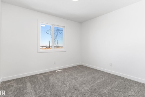 19312 29 Avenue, Edmonton, AB - Indoor Photo Showing Other Room