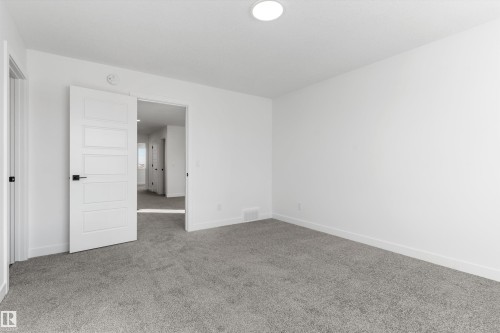 19312 29 Avenue, Edmonton, AB - Indoor Photo Showing Other Room