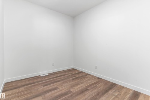 19312 29 Avenue, Edmonton, AB - Indoor Photo Showing Other Room