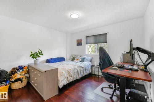 309 10636 120 Street, Edmonton, AB - Indoor Photo Showing Bedroom