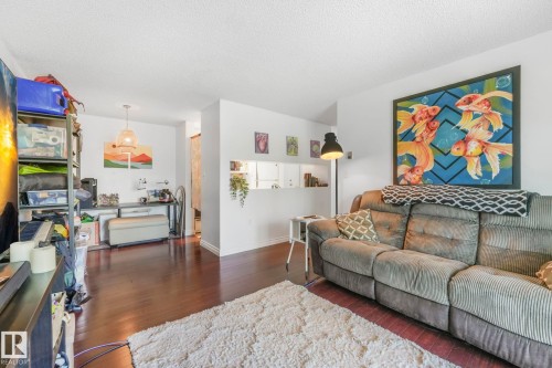 309 10636 120 Street, Edmonton, AB - Indoor Photo Showing Living Room