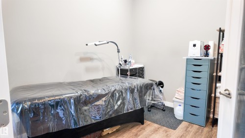 10 Moberg Close, Leduc, AB - Indoor Photo Showing Bedroom