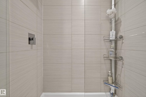 201 5151 Windermere Boulevard, Edmonton, AB - Indoor Photo Showing Bathroom