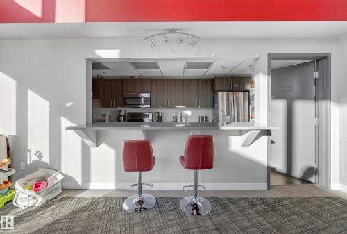 201 5151 Windermere Boulevard, Edmonton, AB - Indoor Photo Showing Kitchen